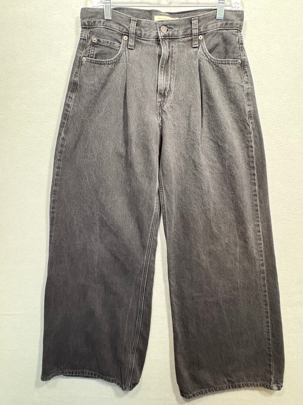 Levi’s Premium Beast and Twist Jeans Women’s Size 28×32 Dark Wash Denim